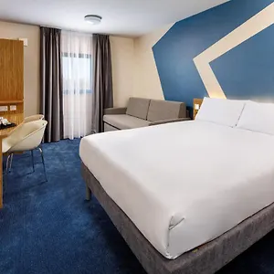 ibis-budget-london-heathrow-terminal-5.brighton-hotels-england.com/